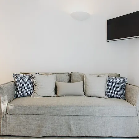 Nk Luxury * Agkidia